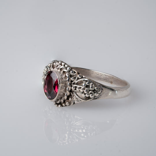 Bagues empilables multi-bandes grenat