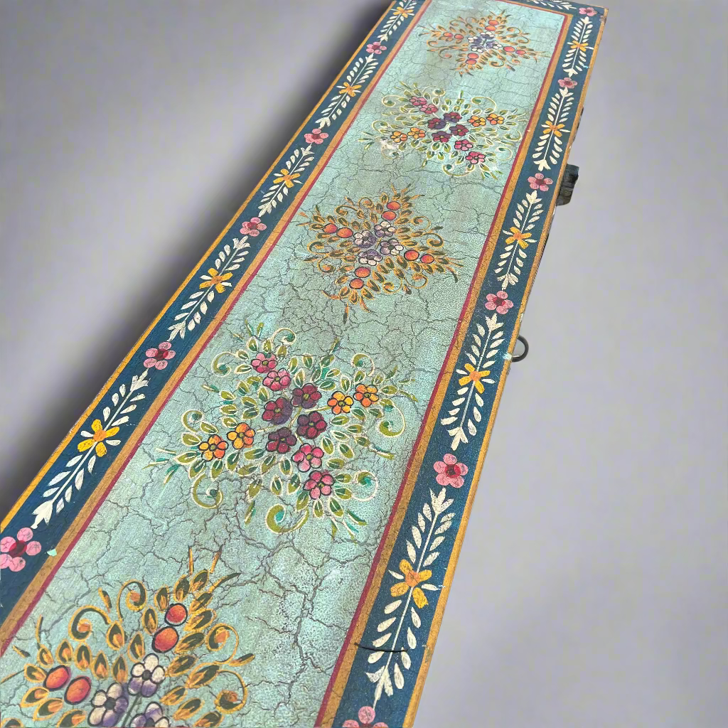 Decorative cabinet with floral patterns