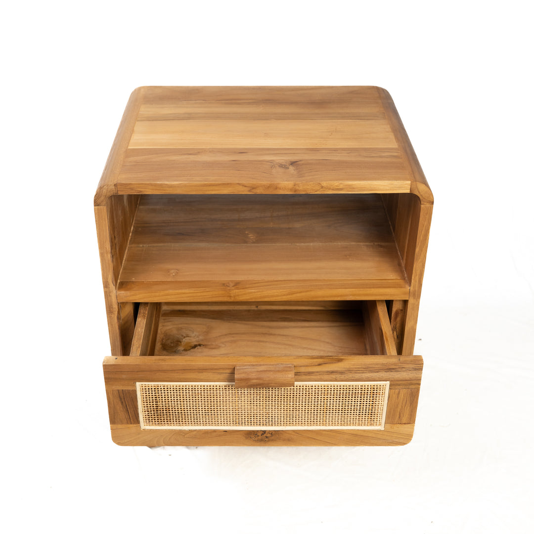 Table d'appoint en teck récupéré