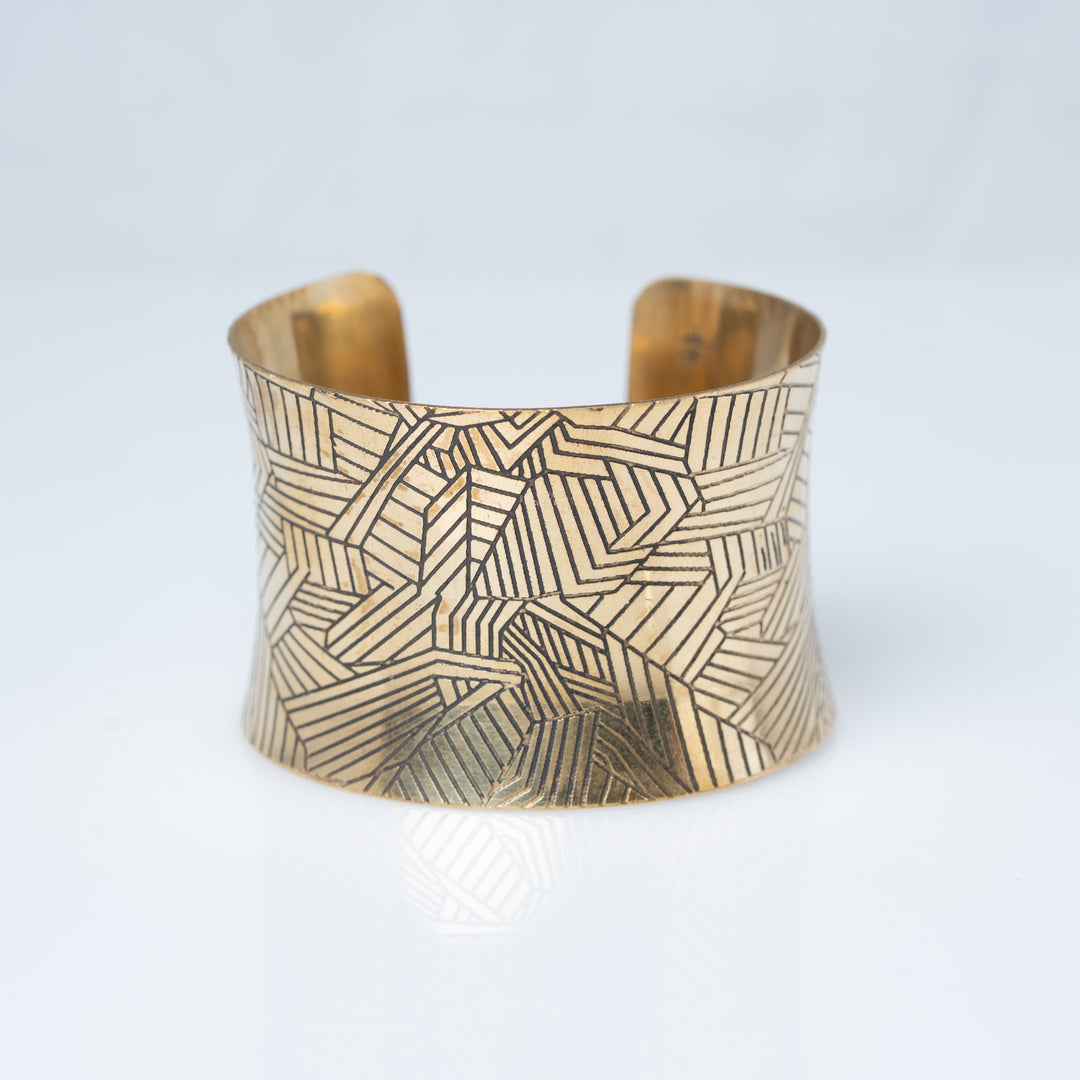 Colliers de pierres précieuses superposées