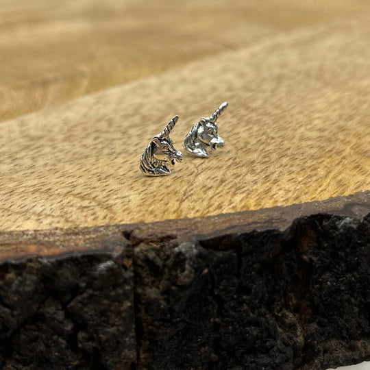 Thai Silver Unicorn Stud