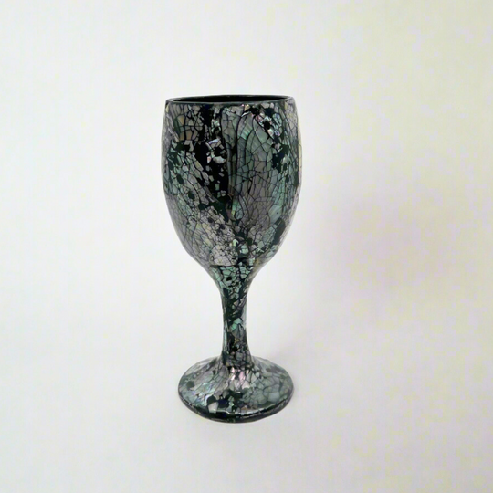 Black Inlaid Shell Wine Glass