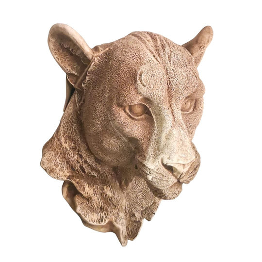 Tête de lionne mexicaine en résine