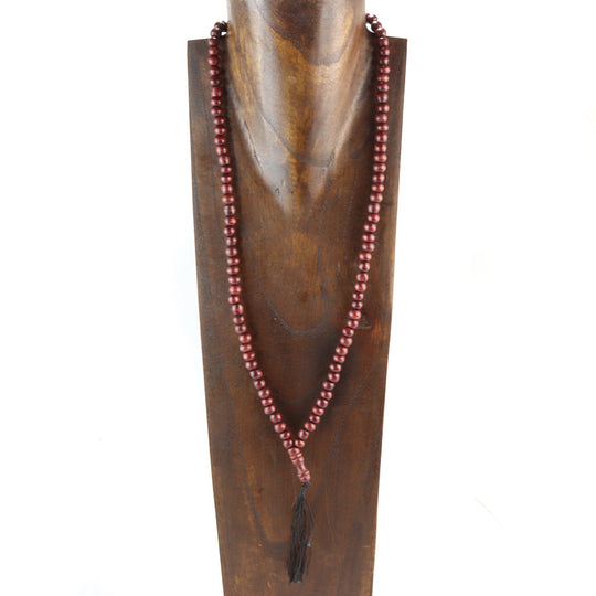 Collier Mala Perlé en Bois avec Pompon