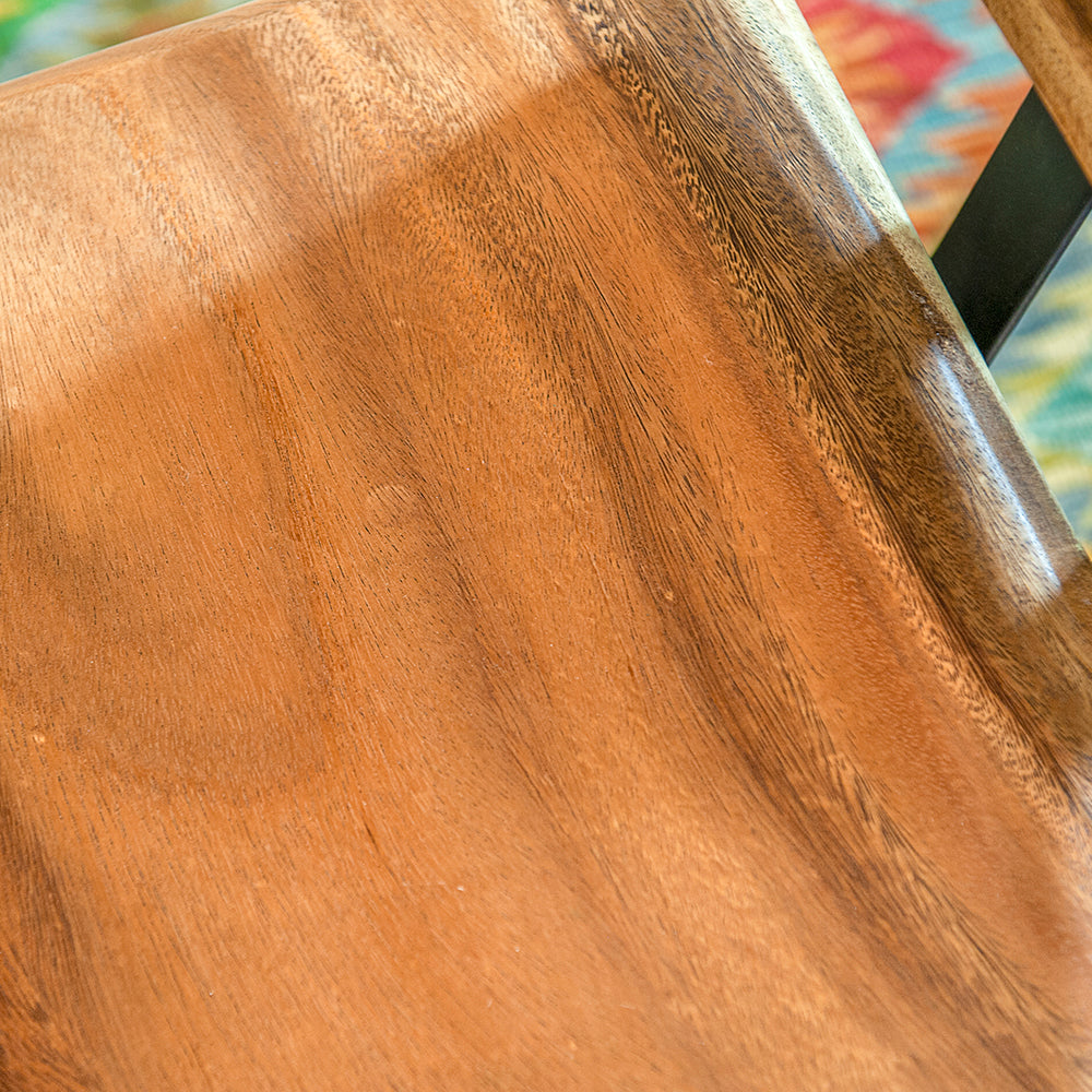 Chaise en bois Sono avec base en fer