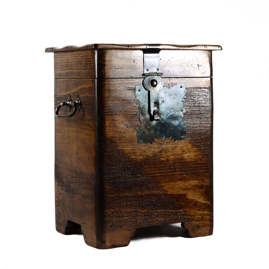 Commode de table d'appoint haute brune