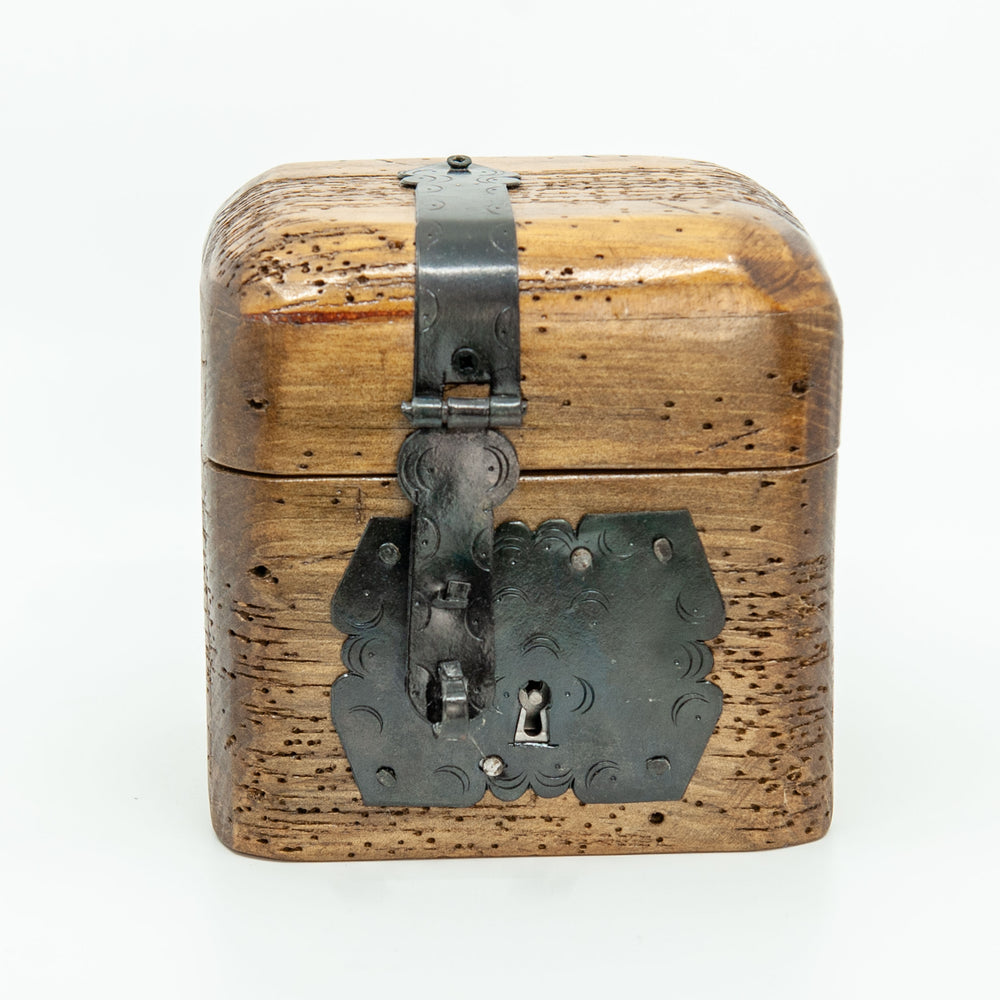 Small Mexican Locking Treasure Chest - Natural