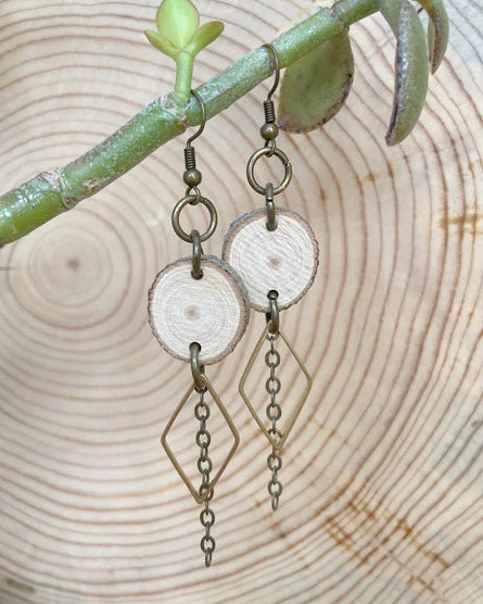 Boucles d'Oreilles Chaîne en Laiton Brut Diamant et Bois