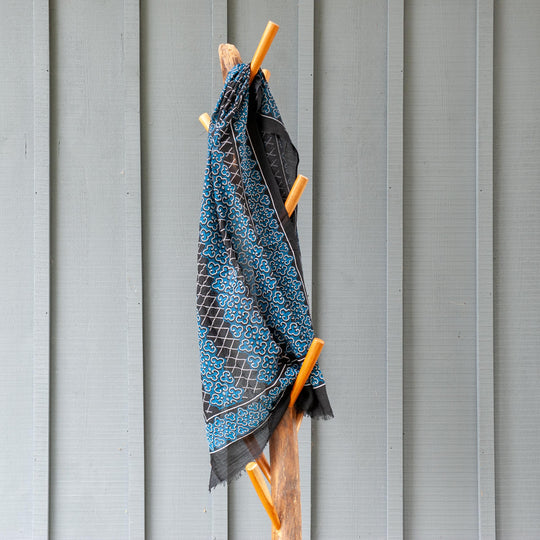Patterned Scarf - Black/Blue