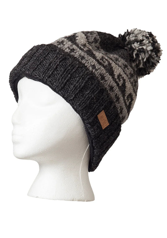 Wave Pompom Hat