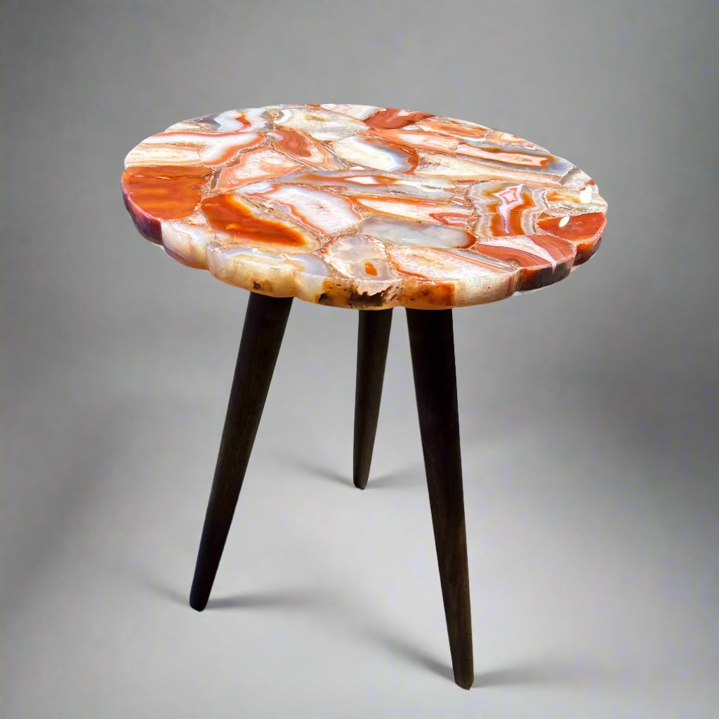 Round table with a marbled design 