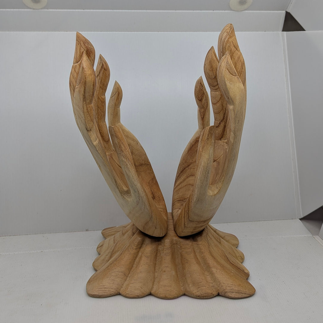 Double Standing Suar Wood Hands