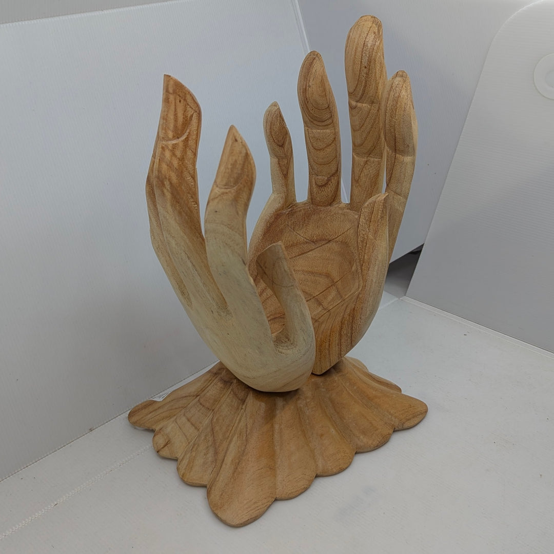 Double Standing Suar Wood Hands