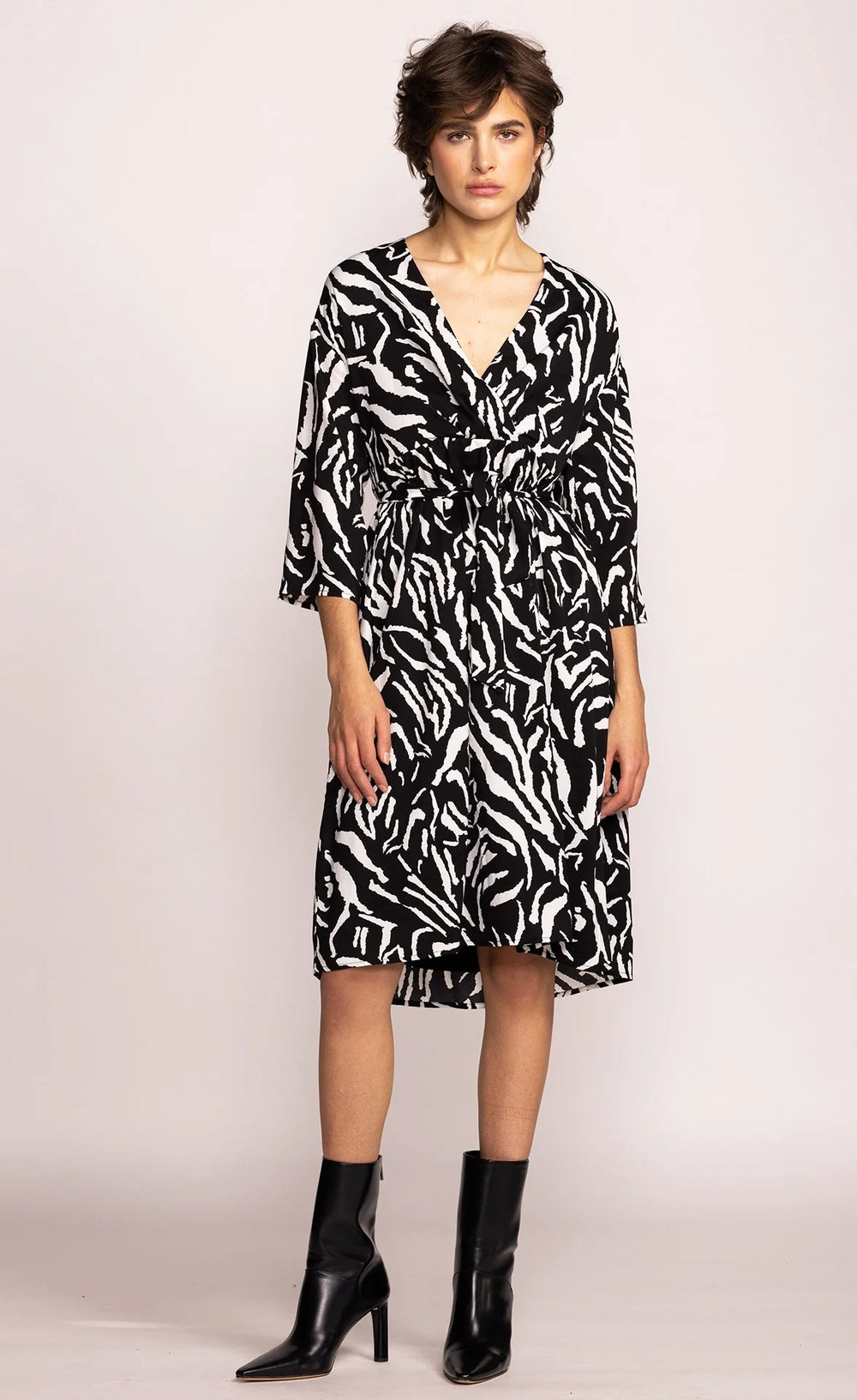 Diane Dress Black and White