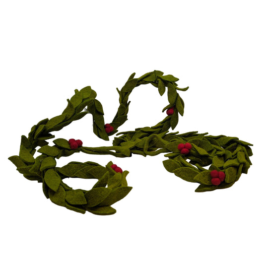 Leaf and Berry Wool Garland