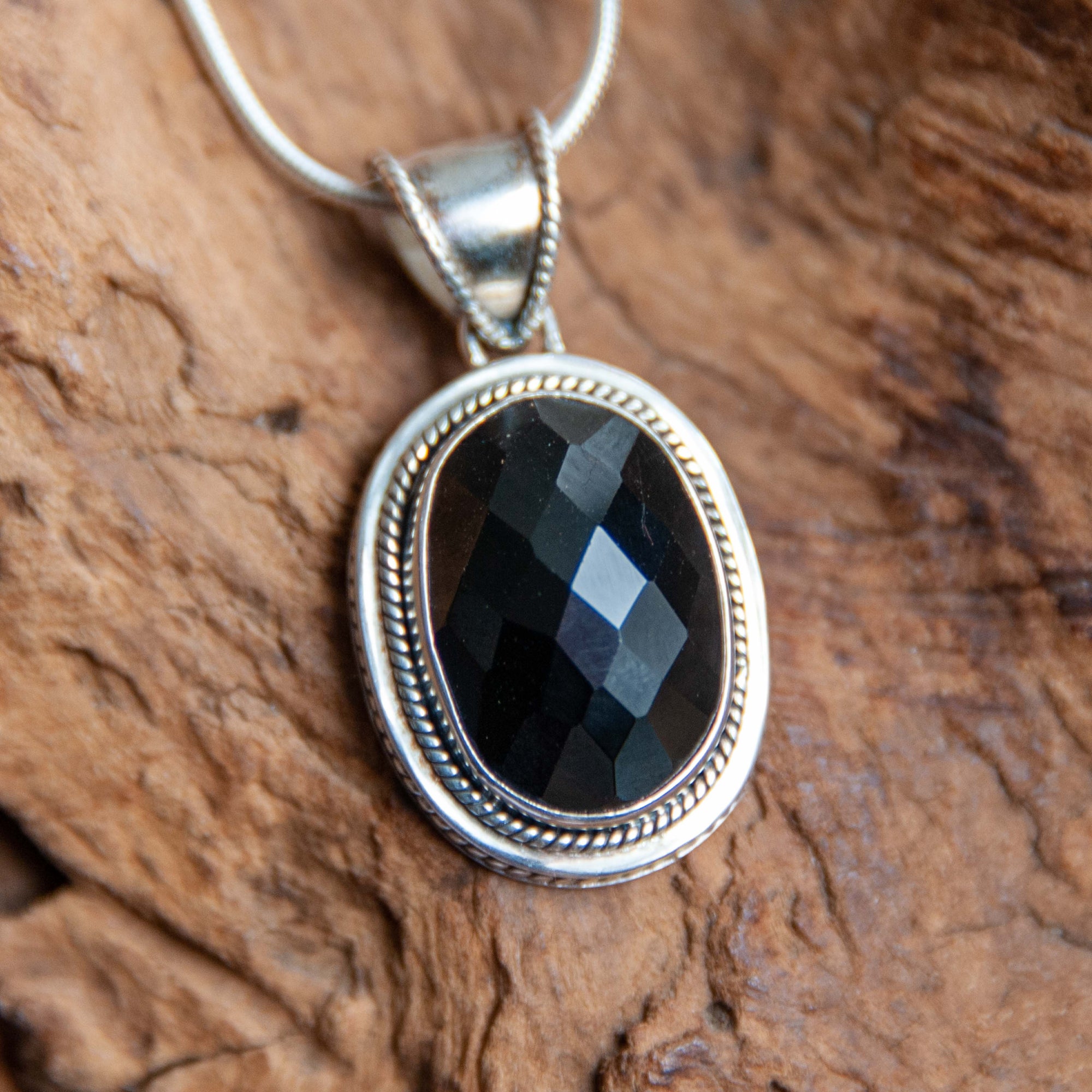 Balinese Oval Onyx Pendant