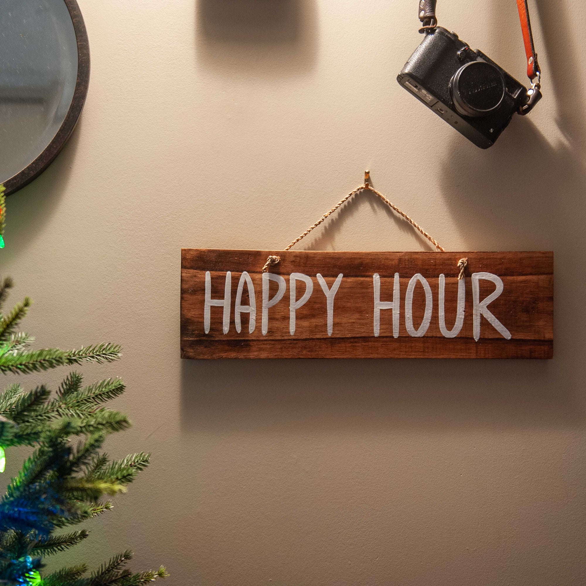 Happy Hour
Wood sign 12x30 Cm