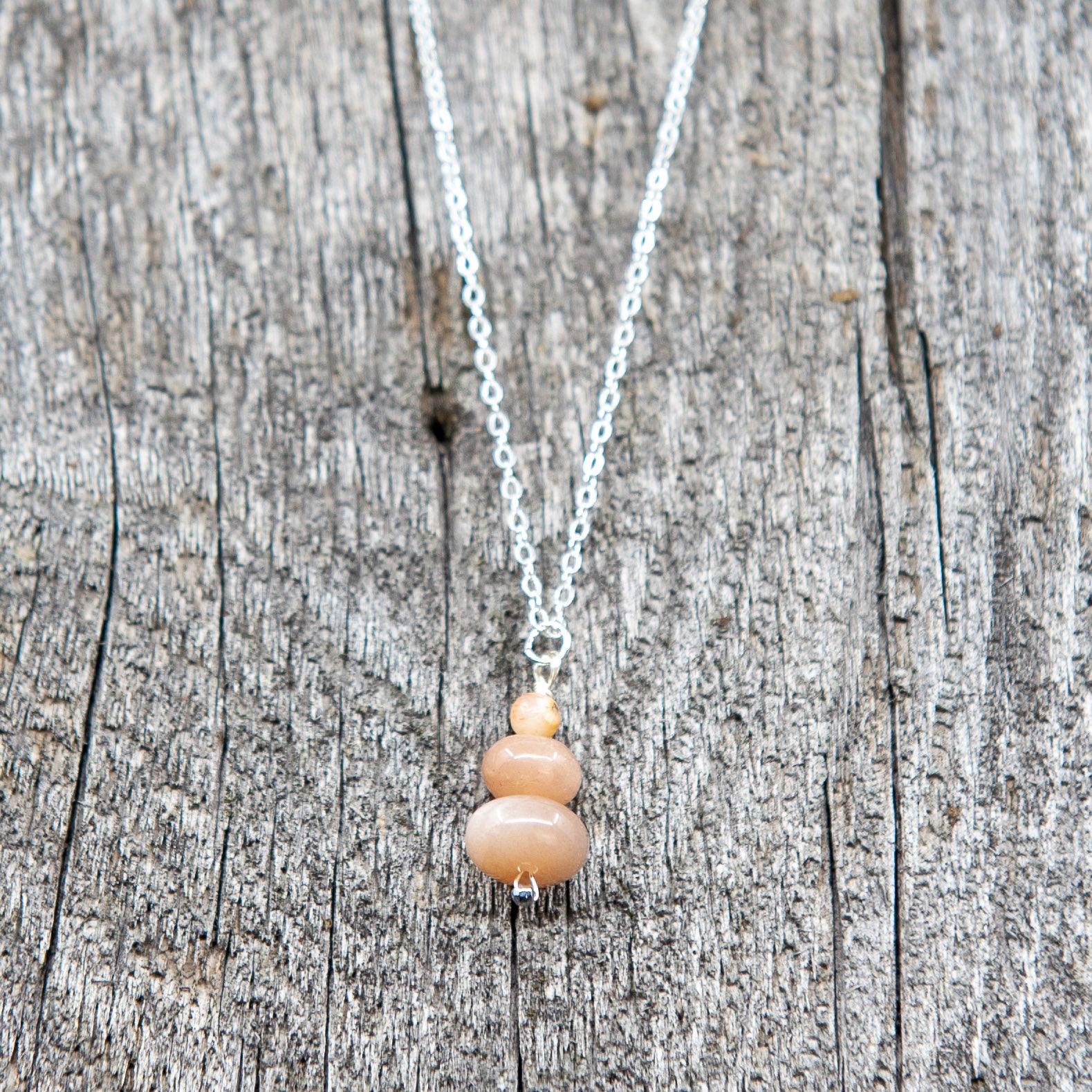 Stacked Stone Silver Necklace - Natural/Rose