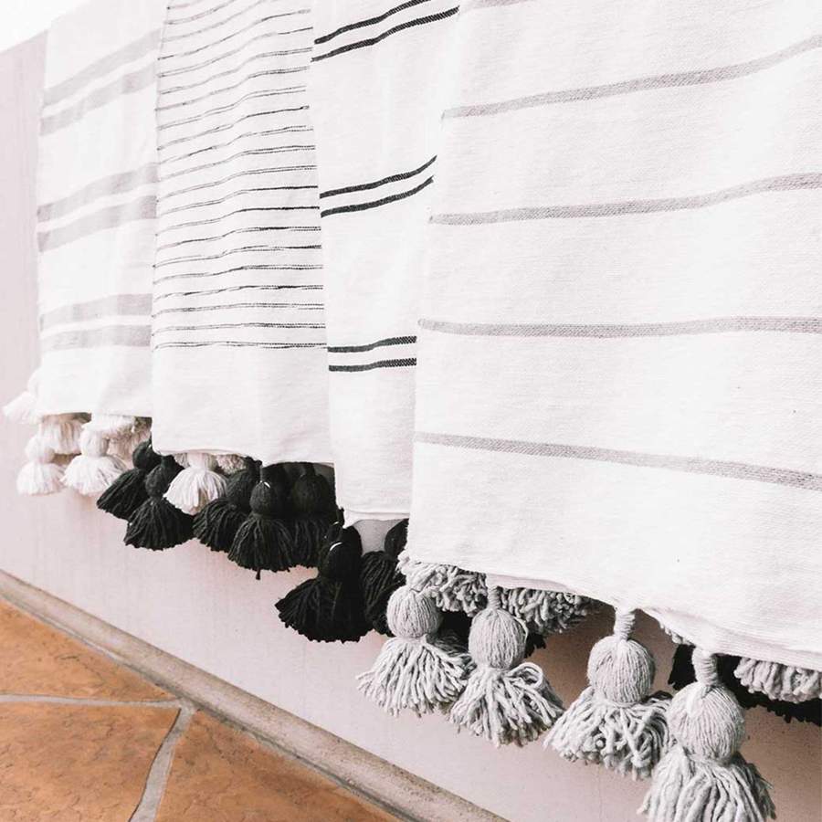 Moroccan pom pom outlet