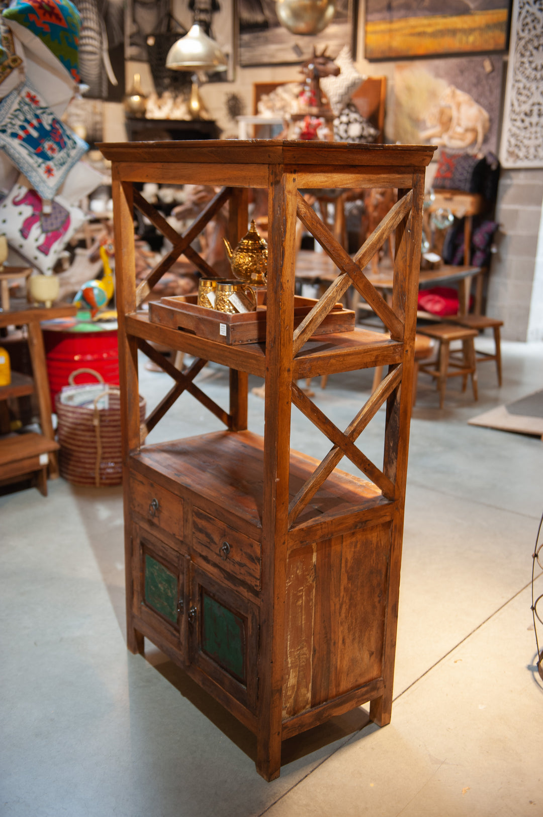 Étagère en bois récupéré et teck