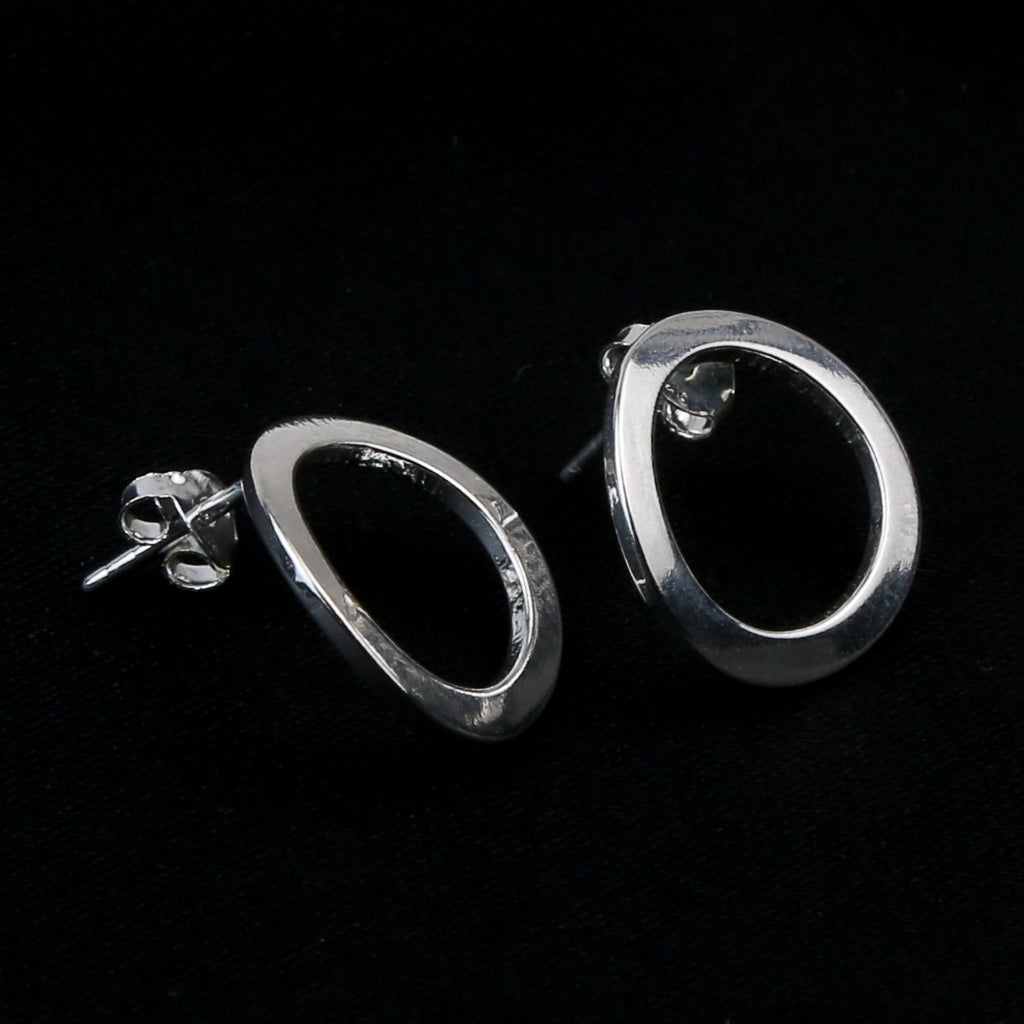 Silver Circle Stud Earring