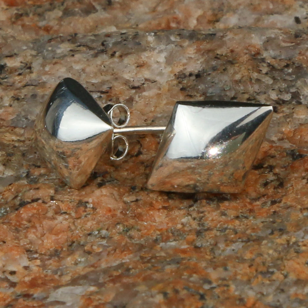Silver Diamond Stud Earring